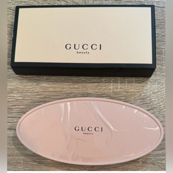 Gucci Accessories - 🤍New Gucci Travel Mirror With Stand in Blush